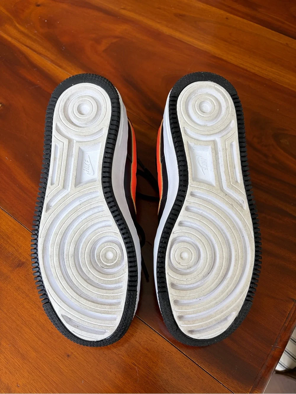 Nike Air Force 1 - Shadow SE Pixel Swoosh